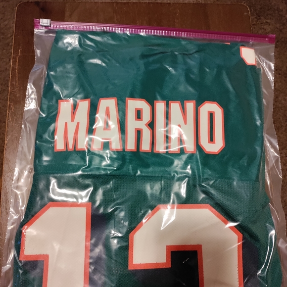 *SOLD* Reversible Reebok Dan Marion - Picture 7 of 7